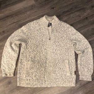 Men’s wool roots sweater